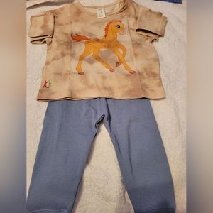 Brown long sleeve top and blue sweat pants set